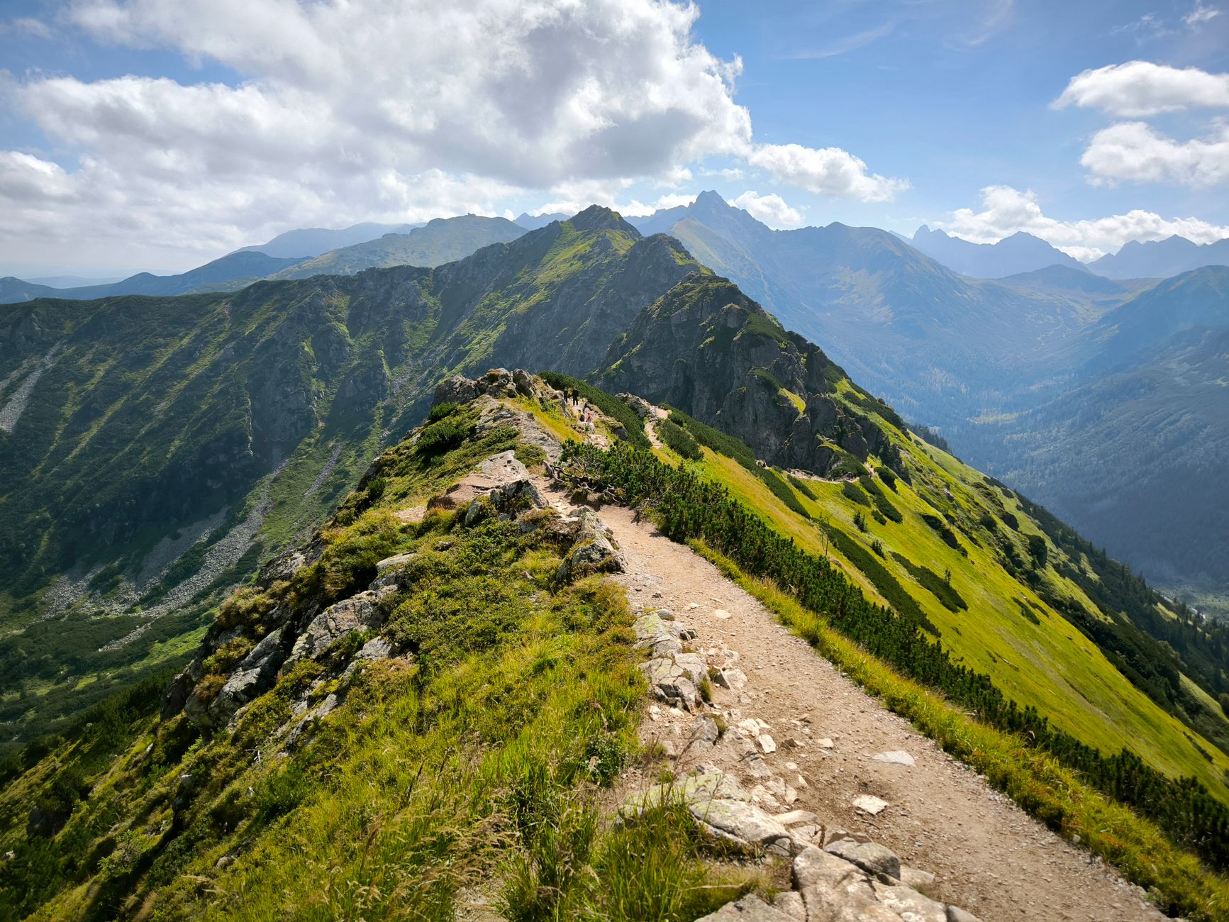 Explore a stunning mountain trail in the Tatra Mountains, perfect for hiking and adventure.